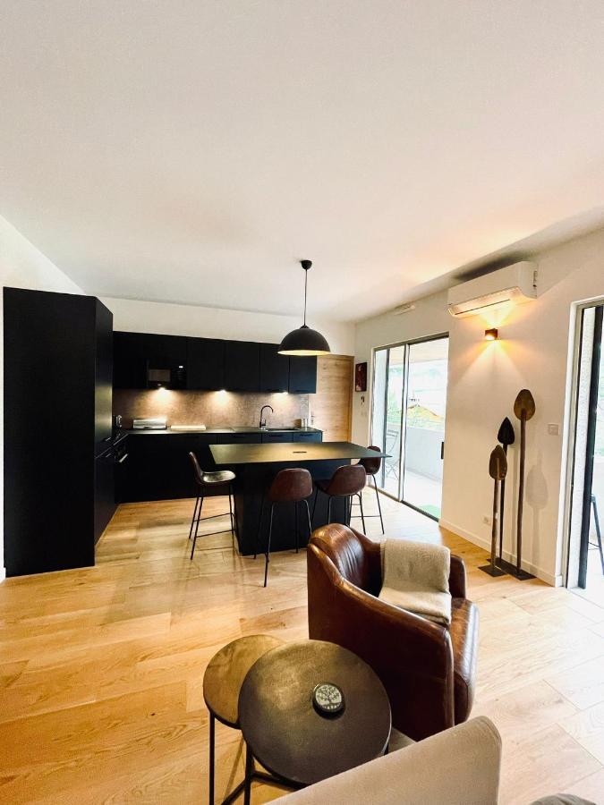 Appart Standing Avec Vue Grand Balcon - Parking - Clim Cassis Exterior photo